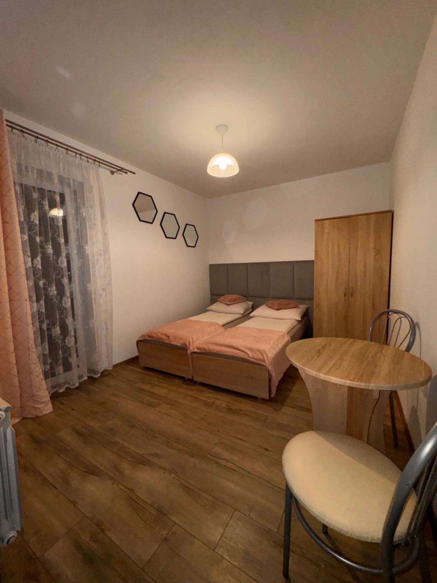 Wynajem Pokoi Stachon Homestay *