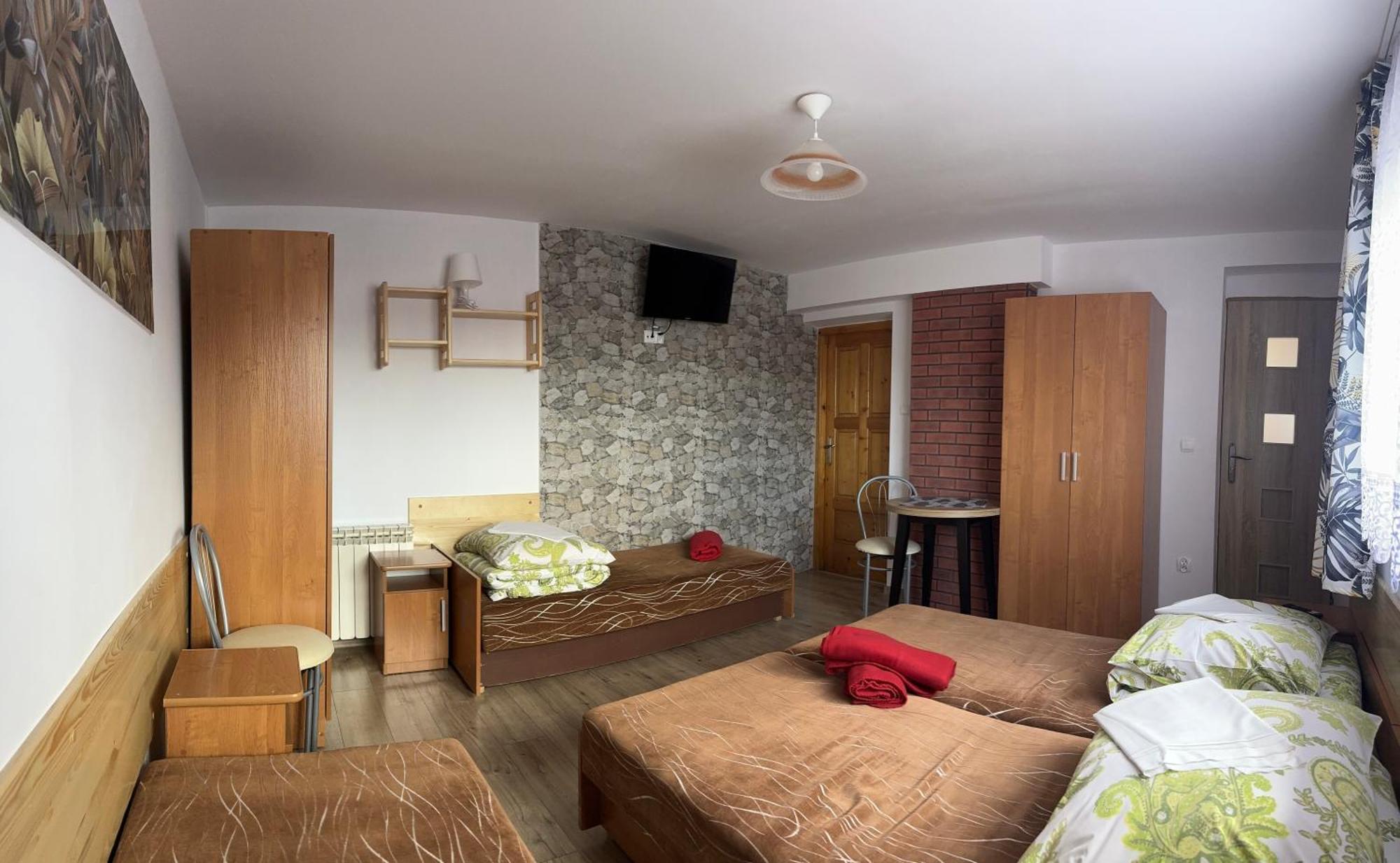 Wynajem Pokoi Stachon Homestay *